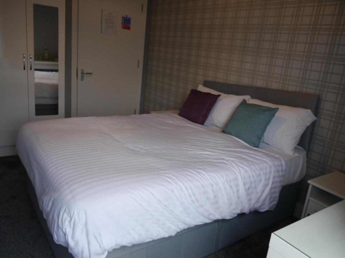 Caledonian Rooms Bellshill Extérieur photo